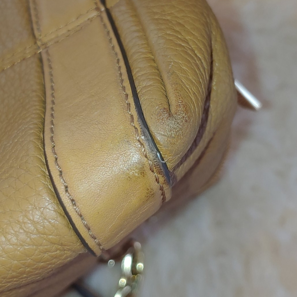Large authentic Michael Kors purse! - Picture 8 of 12